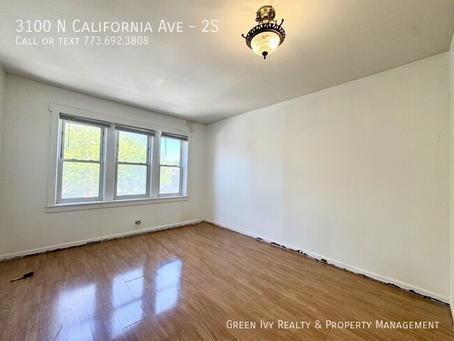Building Photo - 3100 N California Ave
