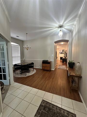 Building Photo - 2450 Streamside Ct