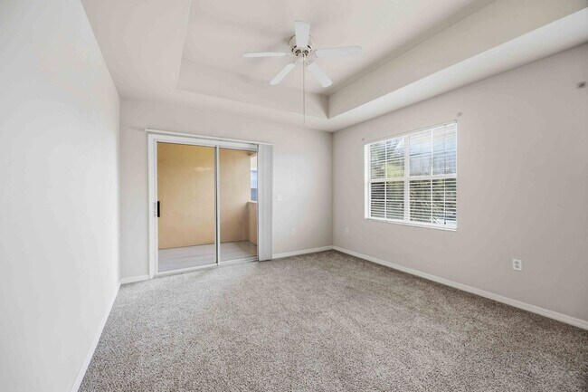 Building Photo - 1195 Villagio Cir