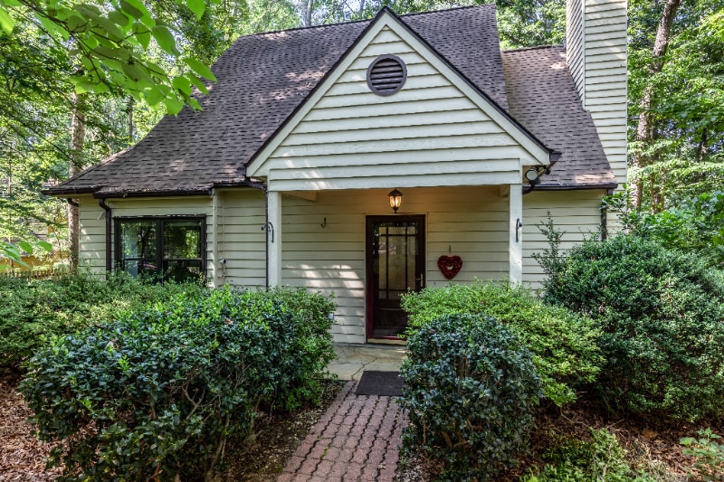 Primary Photo - 32 Estes Ct