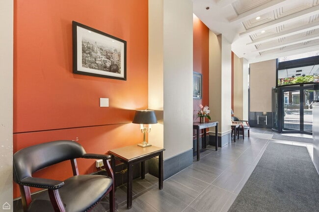 Building Photo - 1255 S State St