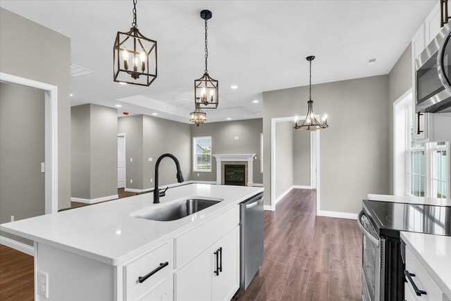 Building Photo - 3408 S Myra Ridge Dr