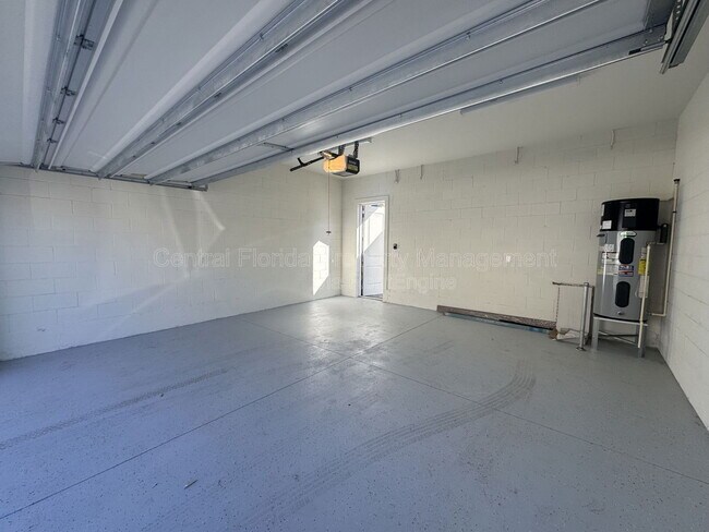 Building Photo - 9819 Gobat Aly