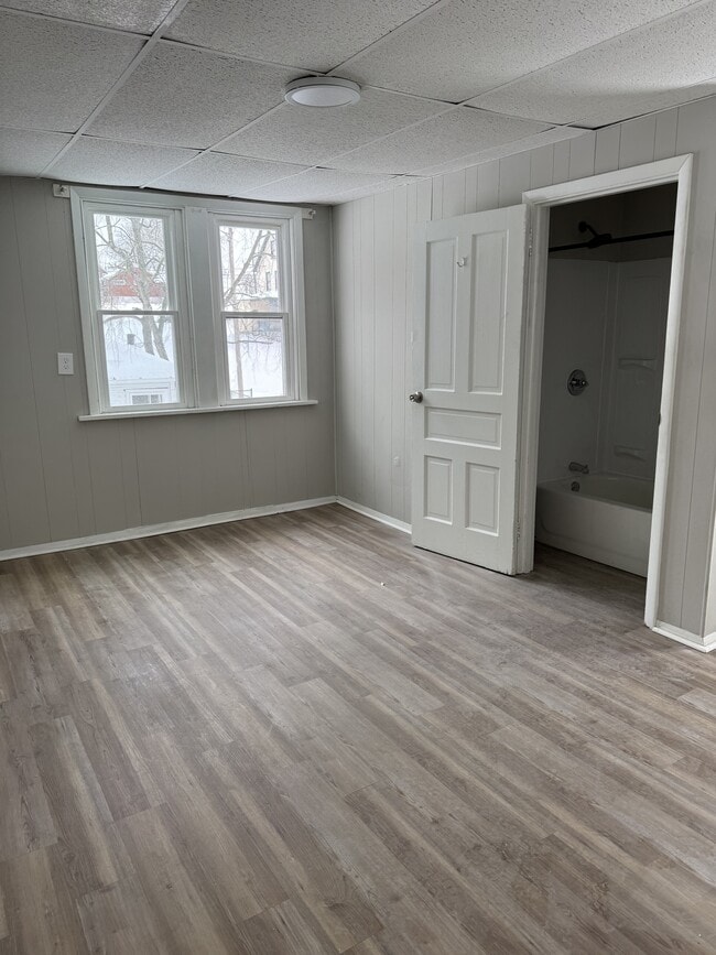 Building Photo - 1837 Beech St