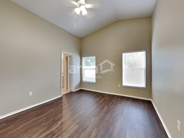 Building Photo - 2325 Ole Hickory Dr