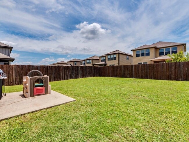 Building Photo - 16101 McAloon Way