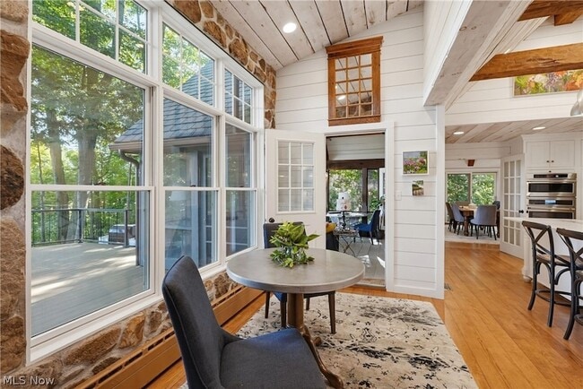 Building Photo - 7910 Larkspur Ln