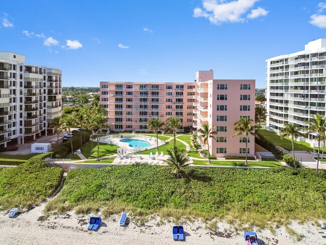 Building Photo - 2921 S Ocean Blvd