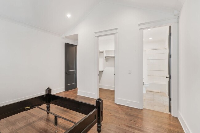 Building Photo - 59 Brookwood Terrace