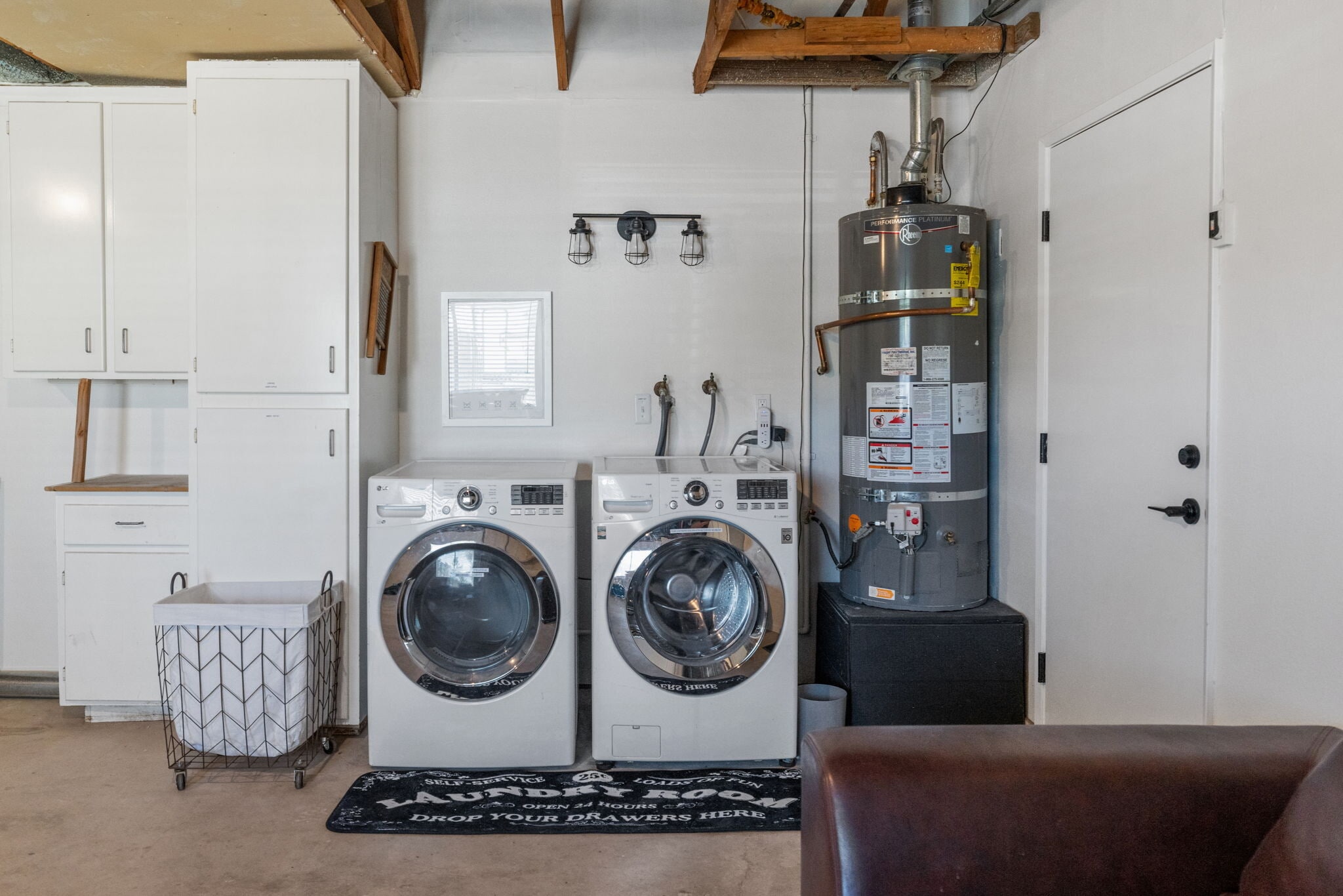 Building Photo - 58328 Bonanza Dr