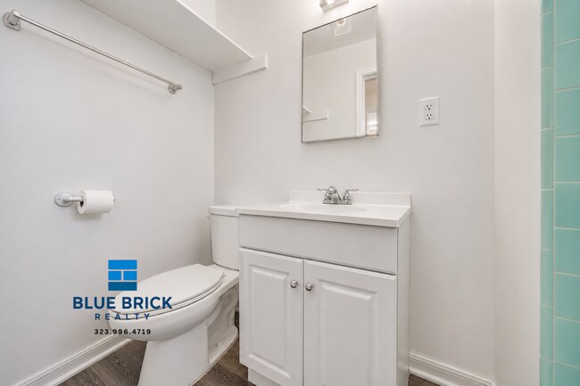 Building Photo - 6929 Whitsett Ave