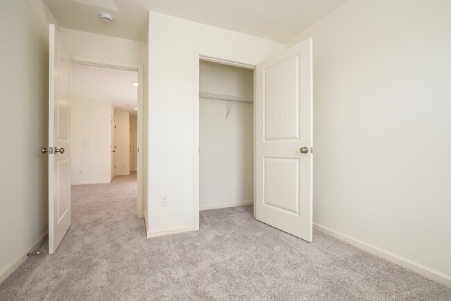 Building Photo - 109 Span Ln