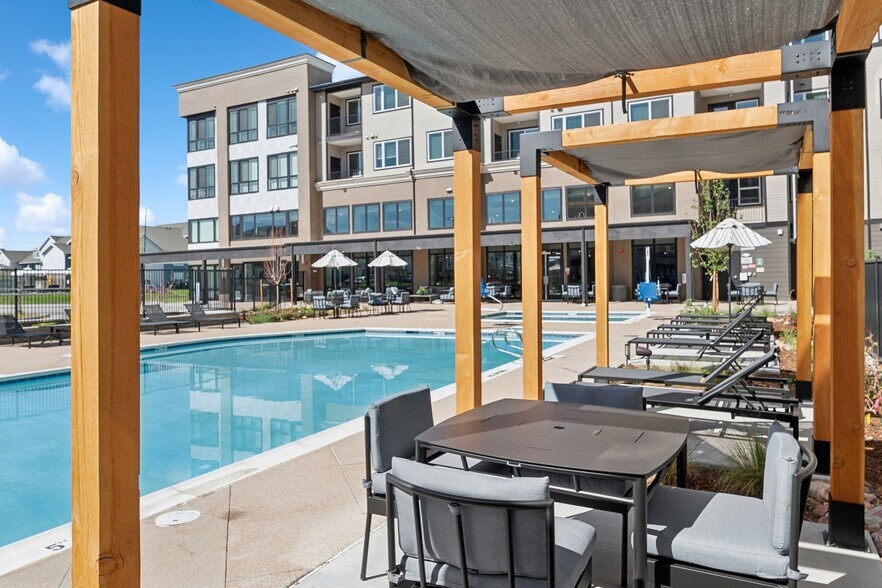 Primary Photo - Ascend at Pena Station