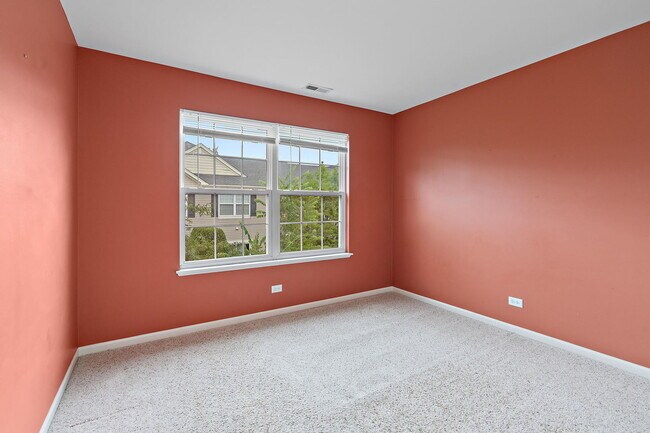 Building Photo - 156 Durango Dr