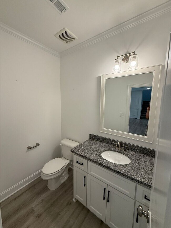 Building Photo - Gorgeous Executive Home in Anderson Creek ...