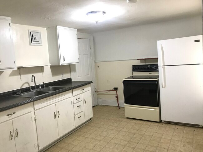 Building Photo - 1414 Wise Ave SE