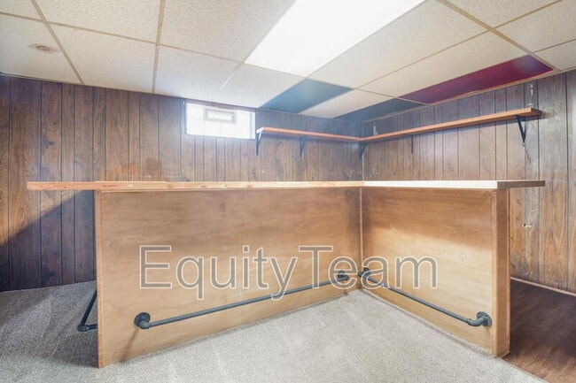 Building Photo - 6819 Elwynne Dr
