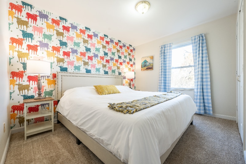 Primary Photo - 1310 S Woodlawn Ave