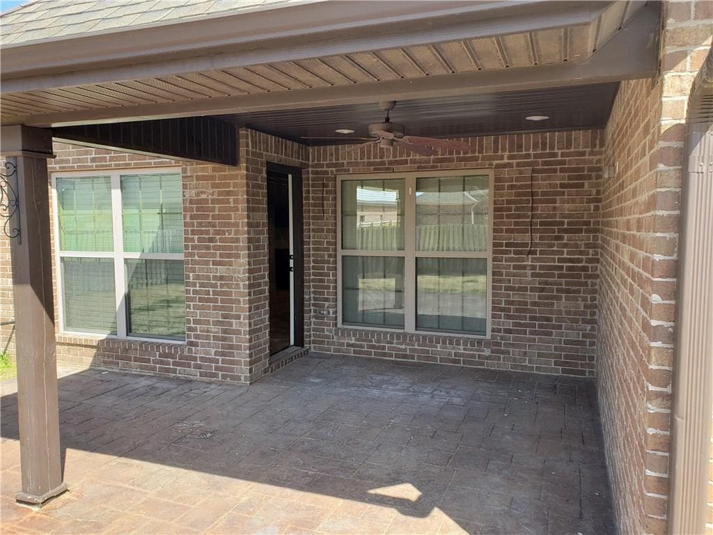 Building Photo - 4001 SW Rhinestone Blvd