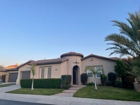 Building Photo - 36159 Blue Hill Dr