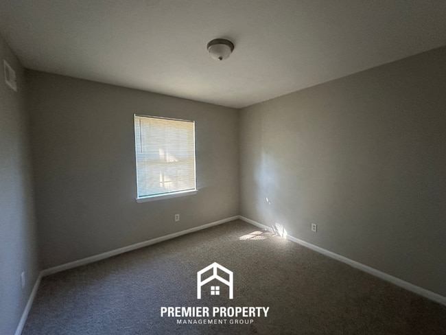 Building Photo - 5166 Rolling Fields Dr