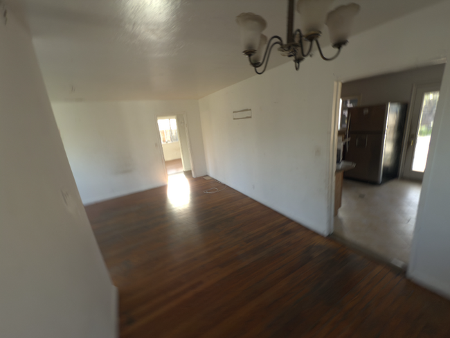 Building Photo - 1245 Laurel Ave