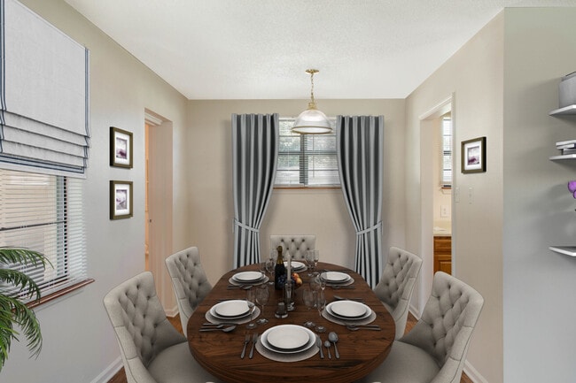 Building Photo - Hunter Army Airfield Homes