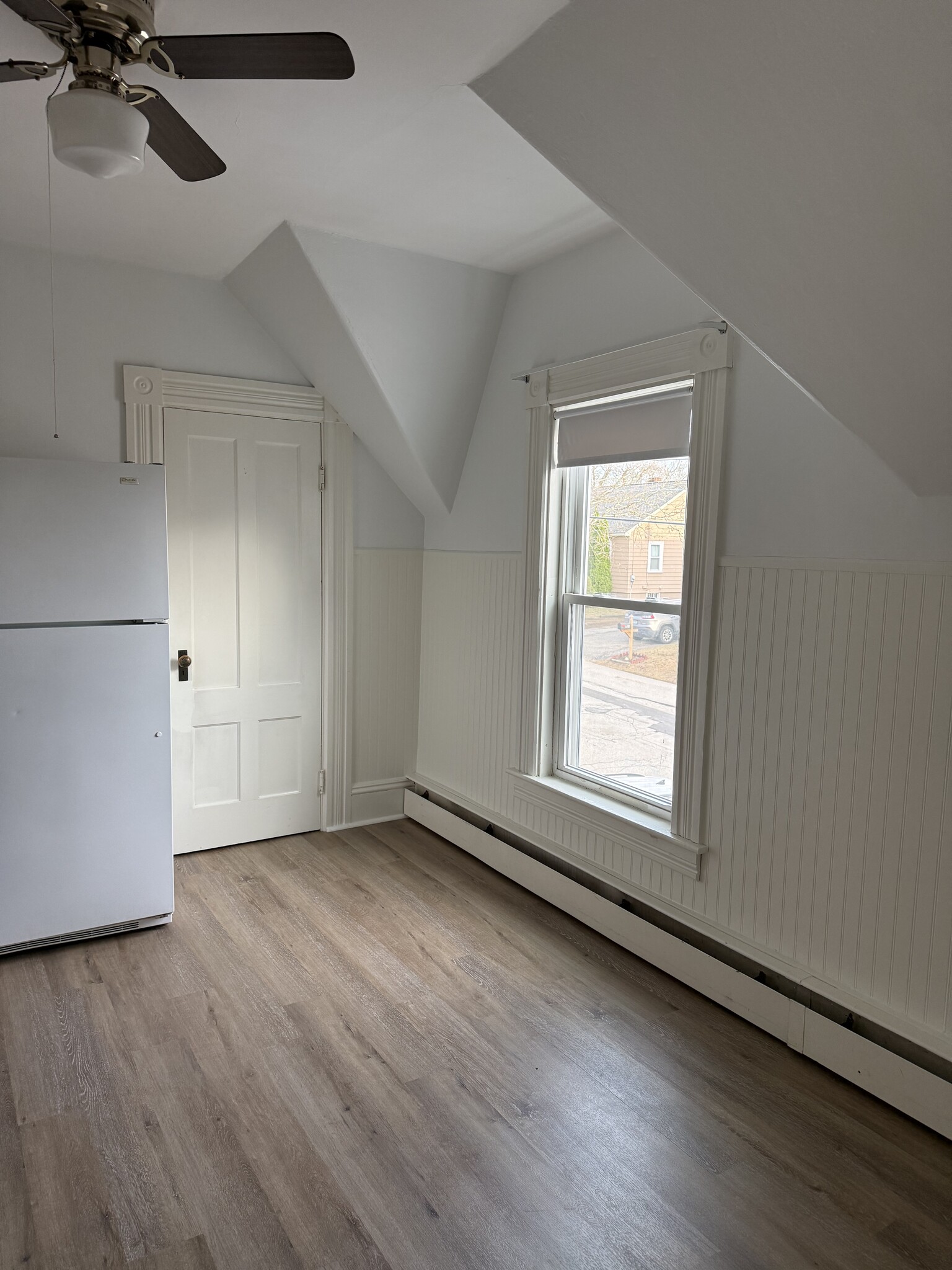 Building Photo - 89 Belmont St