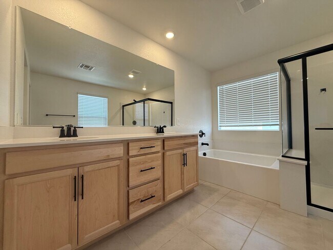 Building Photo - Spacious Southwest Las Vegas Gem | 5 Beds, Loft & 3,000+ Sq Ft Living
