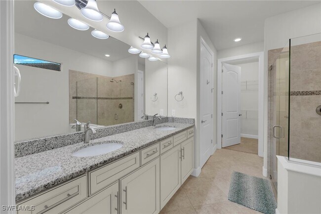 Building Photo - 19912 Beverly Park Rd