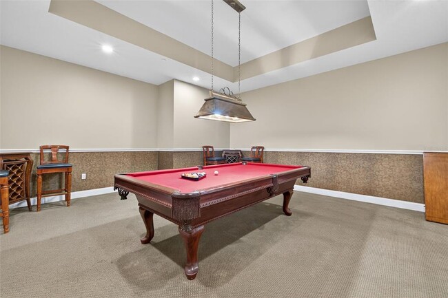 Building Photo - 555 5th Ave NE