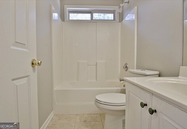 Building Photo - 170 Hidden Brook Trail