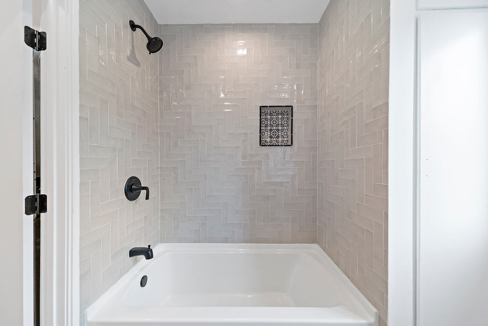 2616 3/4 - 2616 Glendale Blvd