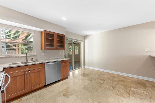 Building Photo - 1431 San Helen Dr