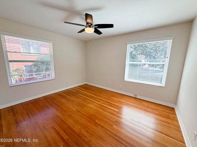 Building Photo - 2936 Riverside Ave