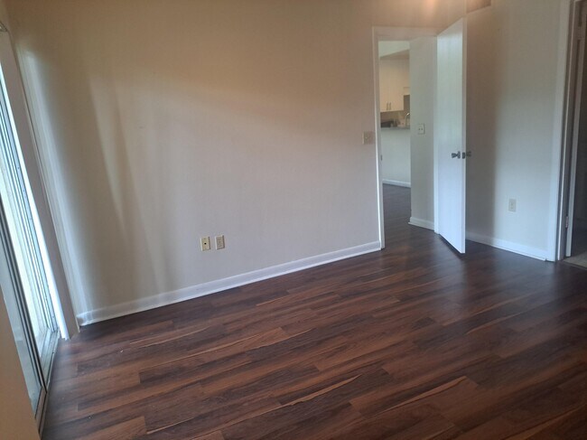 Building Photo - 4783 Via Palm Lakes