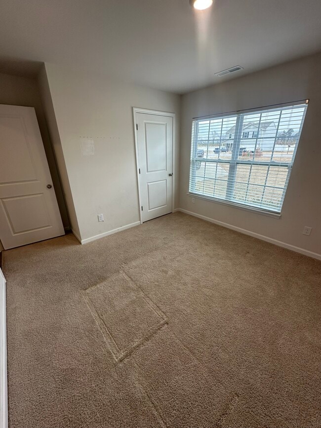 Building Photo - 7705 Sand Pit Rd