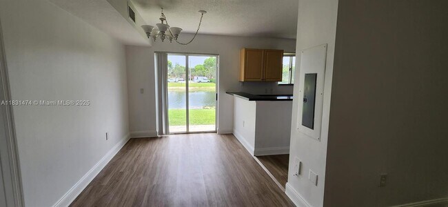 Building Photo - 3478 Briar Bay Blvd