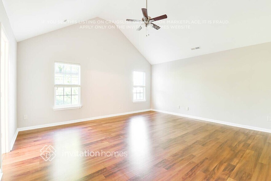 Building Photo - 2445 Reid Oaks Dr