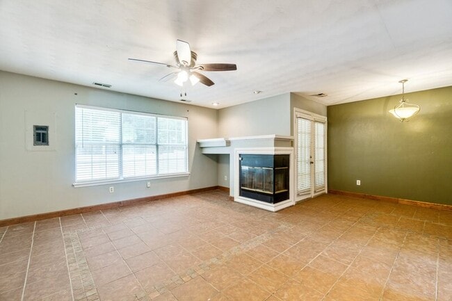 Building Photo - 1864 Abbotsbury Way