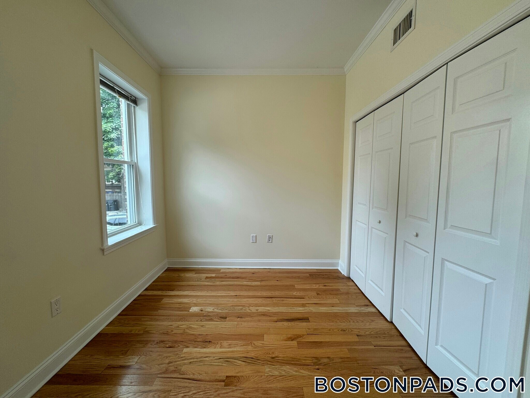 Building Photo - 3 Chauncy St