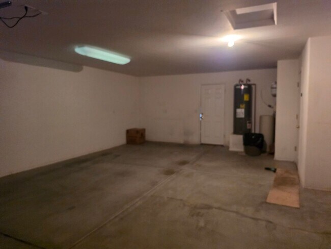 Building Photo - 3050 McCulloch Blvd N