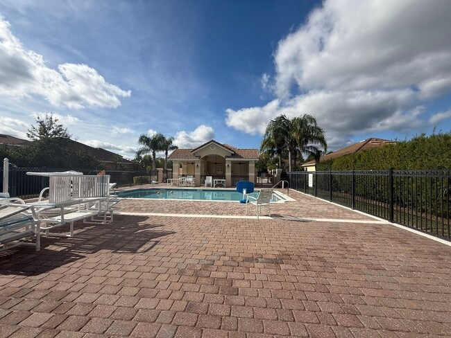 Building Photo - Exquisite 4-Bedroom, 3- Bathroom Home