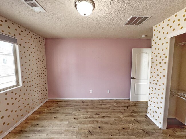 Building Photo - 11019 Marina Gate Trail NE