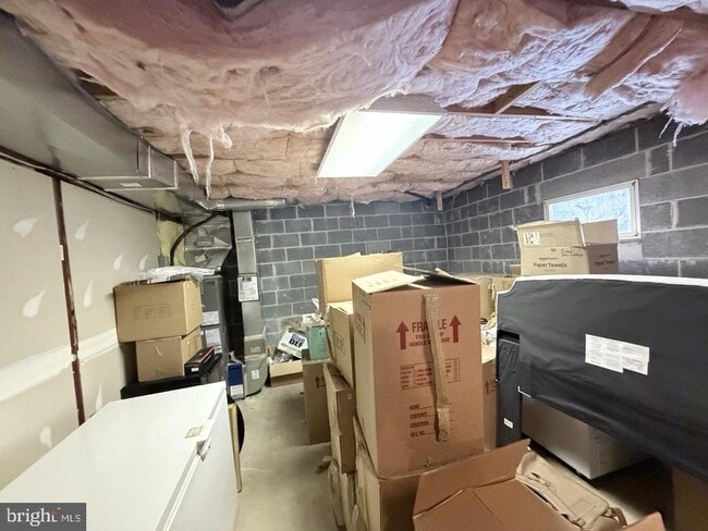 Building Photo - 5115 Irving St