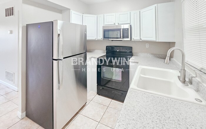 Building Photo - 5103 Murray Hill Dr