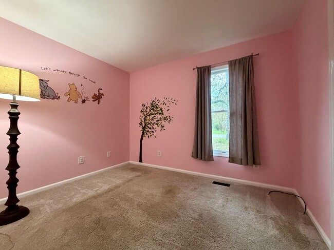 Building Photo - Charming 3bdr Brick Rancher in the Heart of Williamsburg, VA