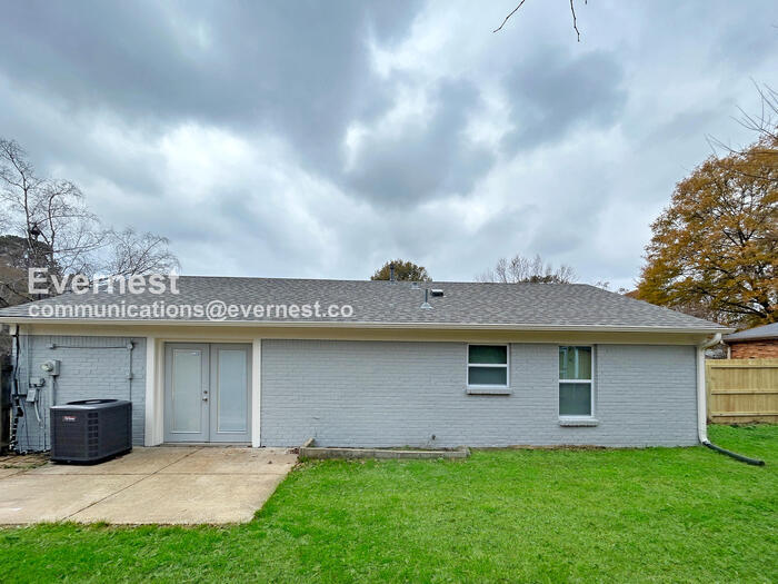 Building Photo - 7590 Amhurst Cove