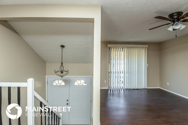 Building Photo - 4815 White Oak Trail