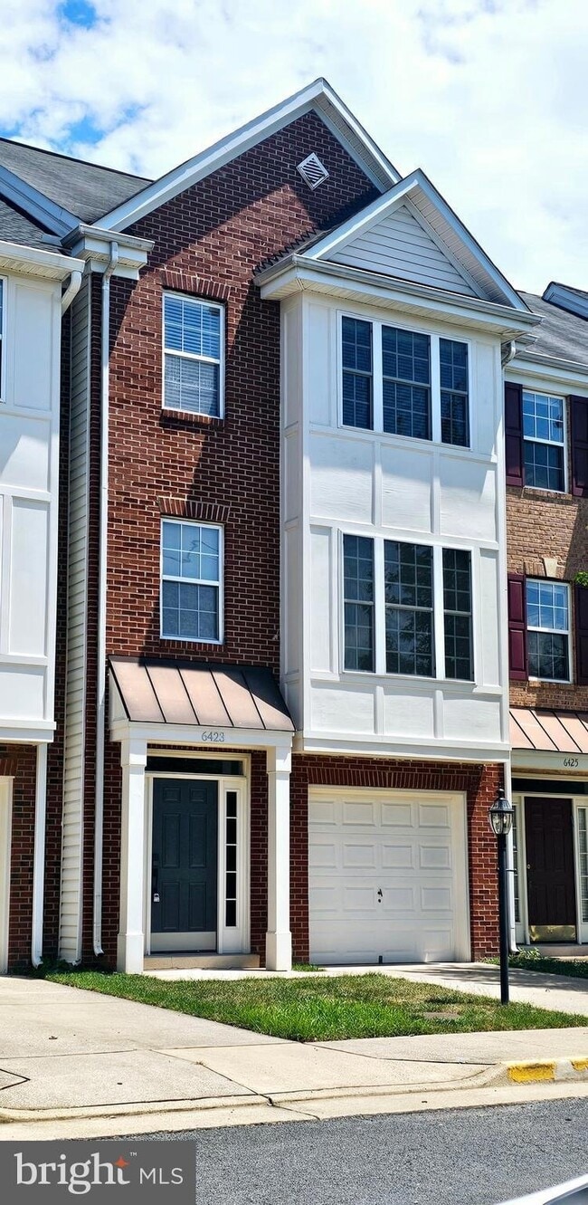 Building Photo - 6423 Nice Pl